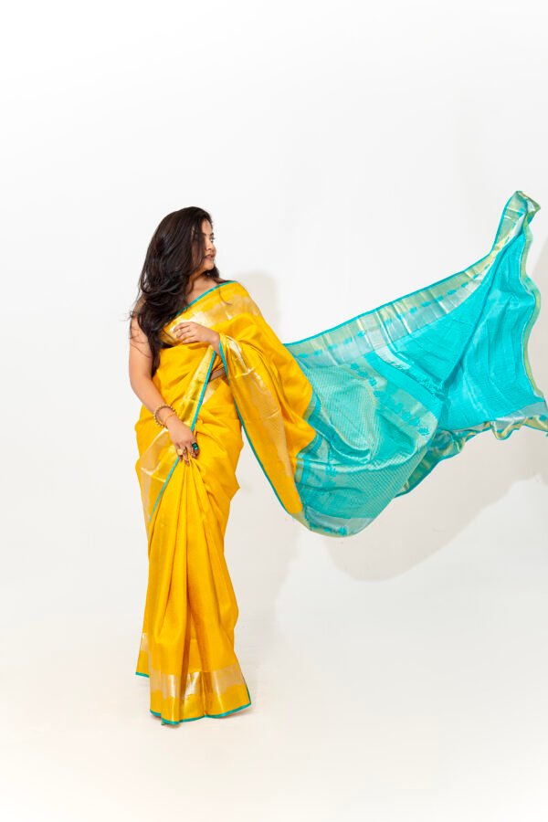 Kanchivaram Silk - Yellow self design